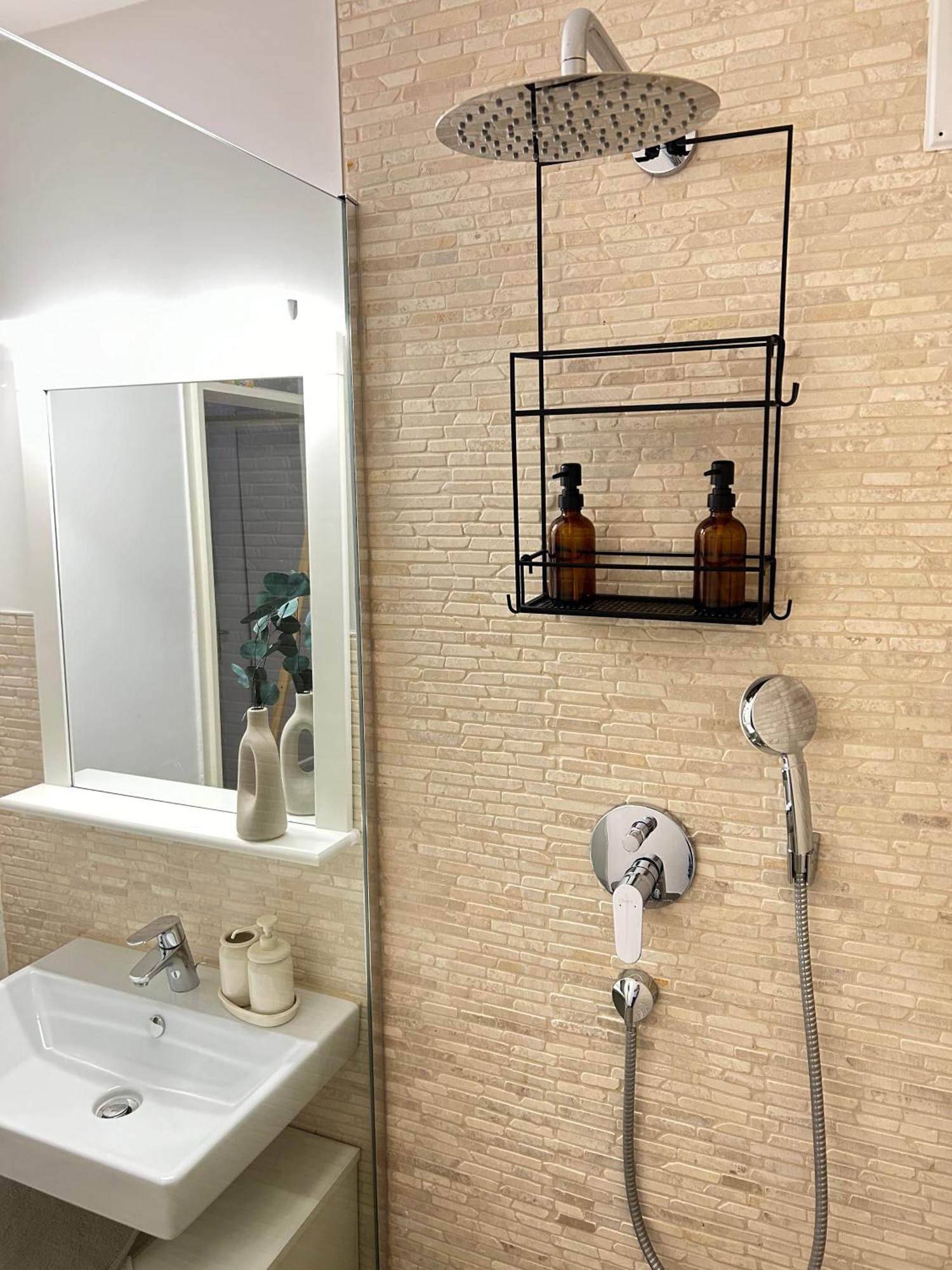 Modernes Designer-Apartment Fuer 7 Gaeste - 80Qm In Zentraler Lage, Self-Check-In カールスルーエ エクステリア 写真